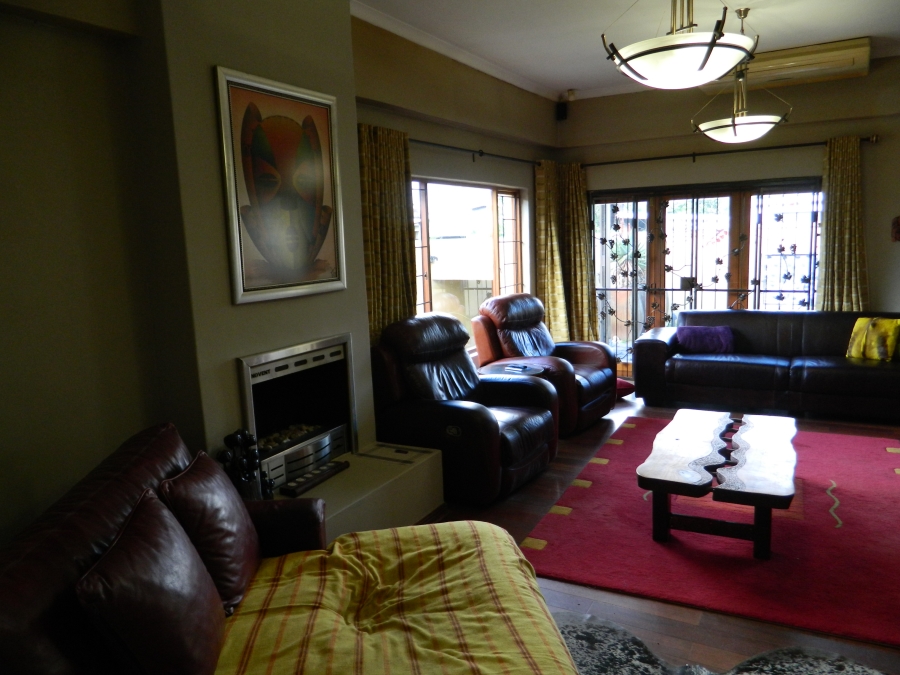 5 Bedroom Property for Sale in Wellington Central Western Cape